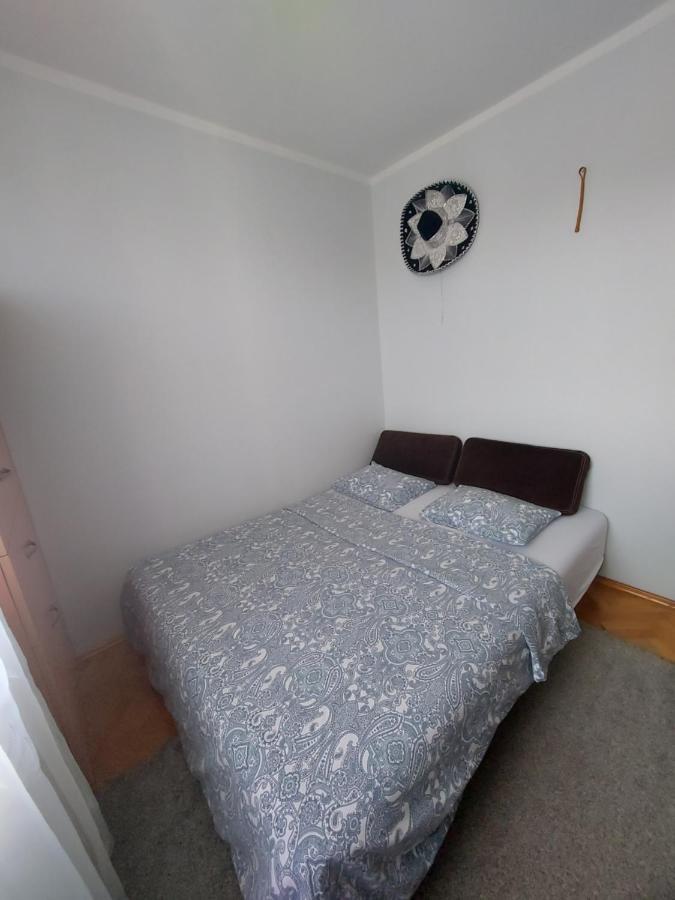 Wygodny Przestronny Apartament Janowskie Blonia Rahmel Exterior foto