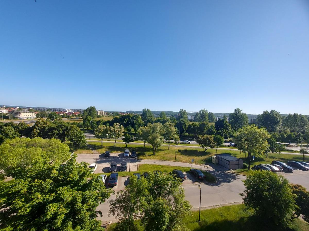 Wygodny Przestronny Apartament Janowskie Blonia Rahmel Exterior foto